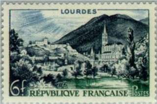 ルルドの教会.フランス.1954.jpg